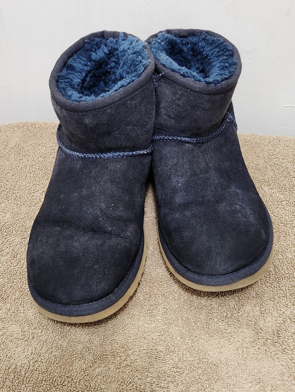 UGG Australia Classic Mini Navy Blue Suede Boots women size 5